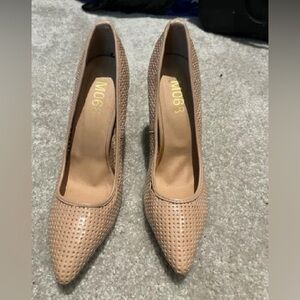 M068 Tan High Heels Size 9